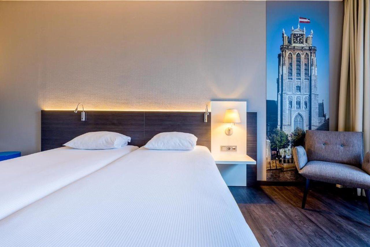 Postillion Hotel ดอร์เดรคท์ ภายนอก รูปภาพ