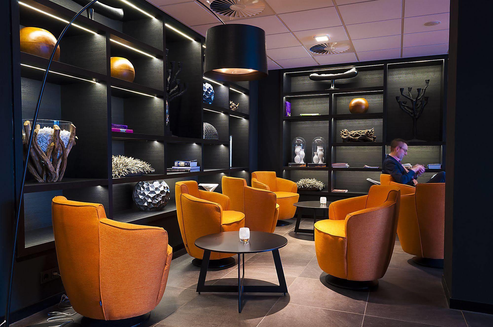 Postillion Hotel ดอร์เดรคท์ ภายนอก รูปภาพ