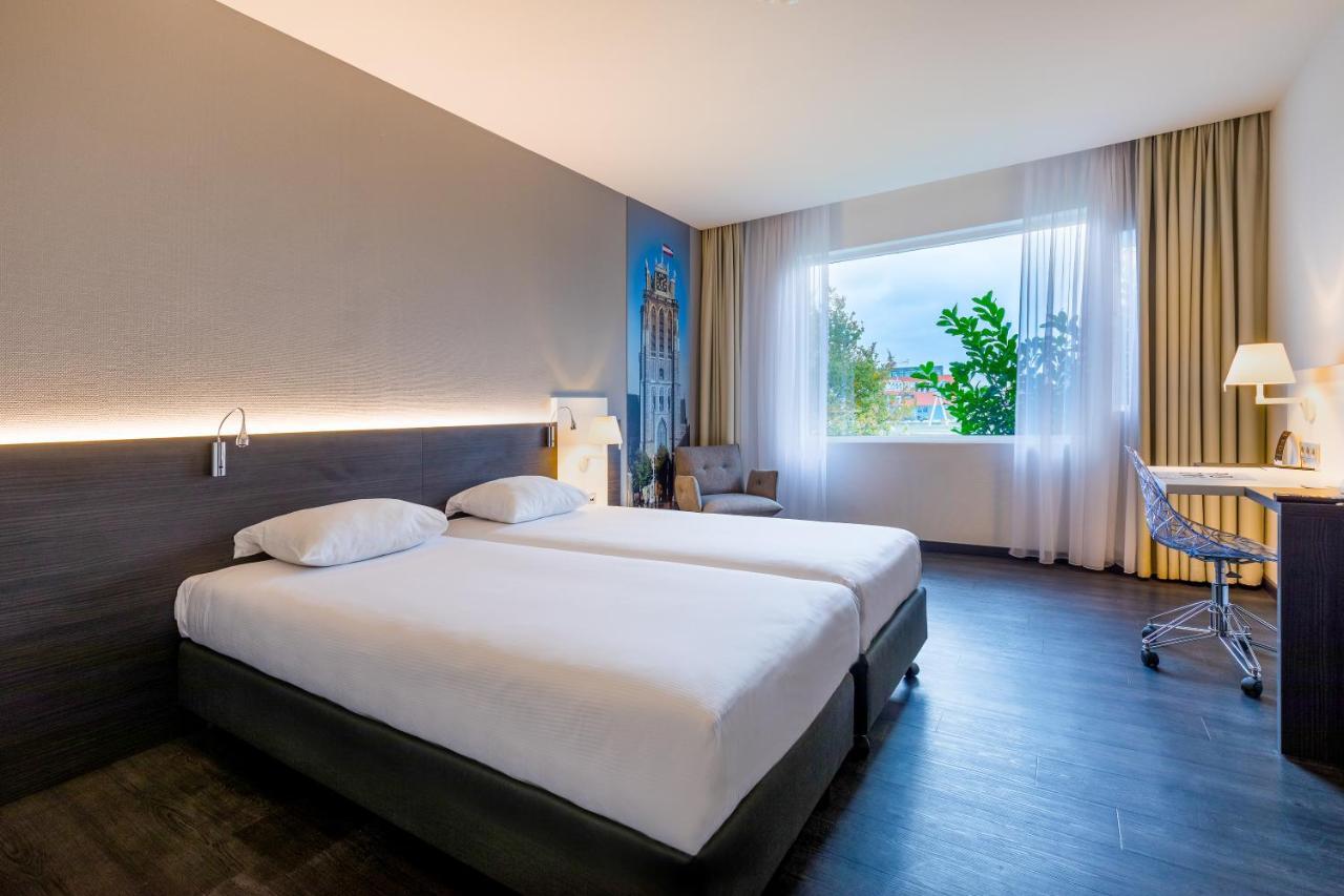 Postillion Hotel ดอร์เดรคท์ ภายนอก รูปภาพ